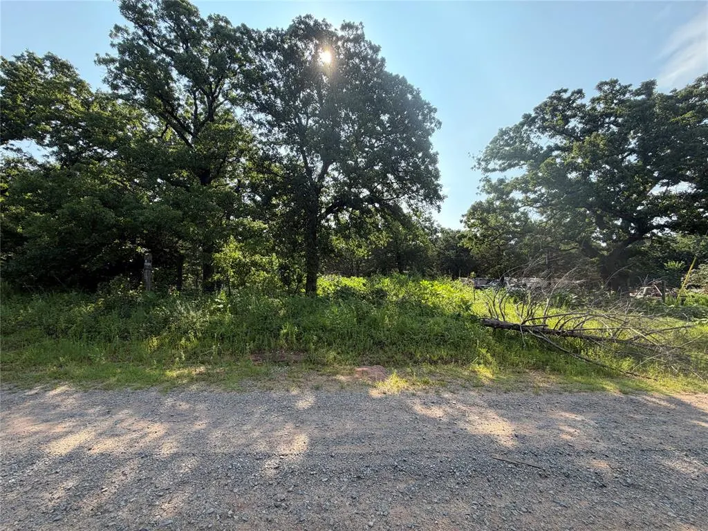 Photo 13 — 009 S Kelly Road, Agra, OK 74824