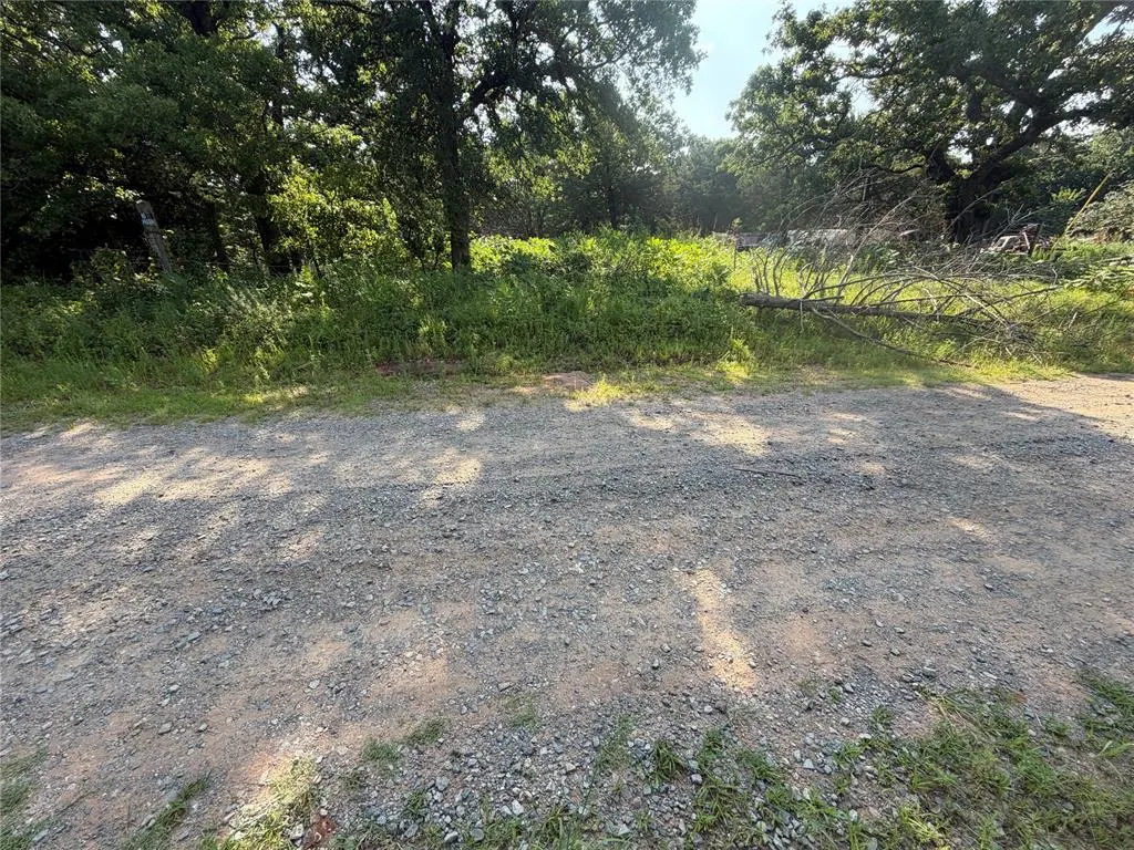 Photo 14 — 009 S Kelly Road, Agra, OK 74824