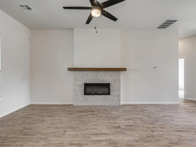 Photo 8 — 4913 Misty Wood Lane, Mustang, OK 73064