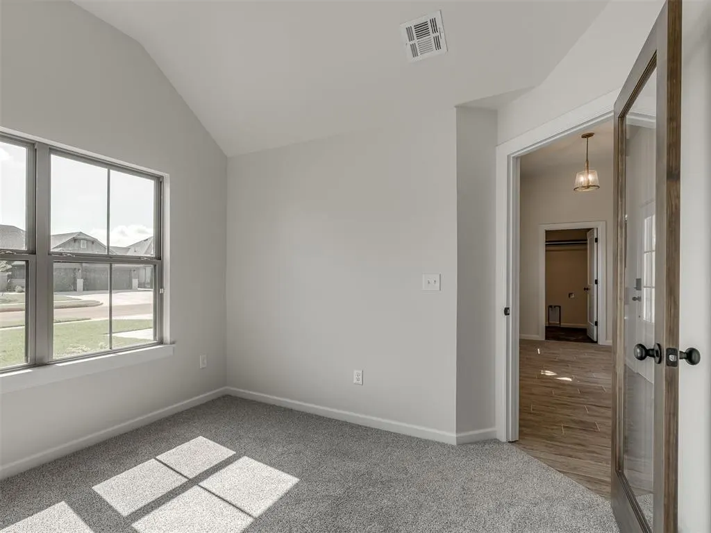 Photo 17 — 4913 Misty Wood Lane, Mustang, OK 73064