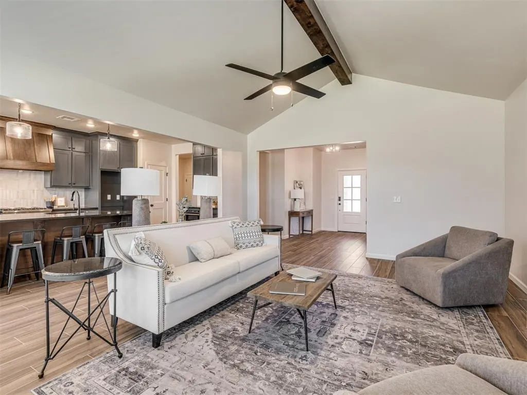 Photo 6 — 4900 Vine Cliff Road, Mustang, OK 73064