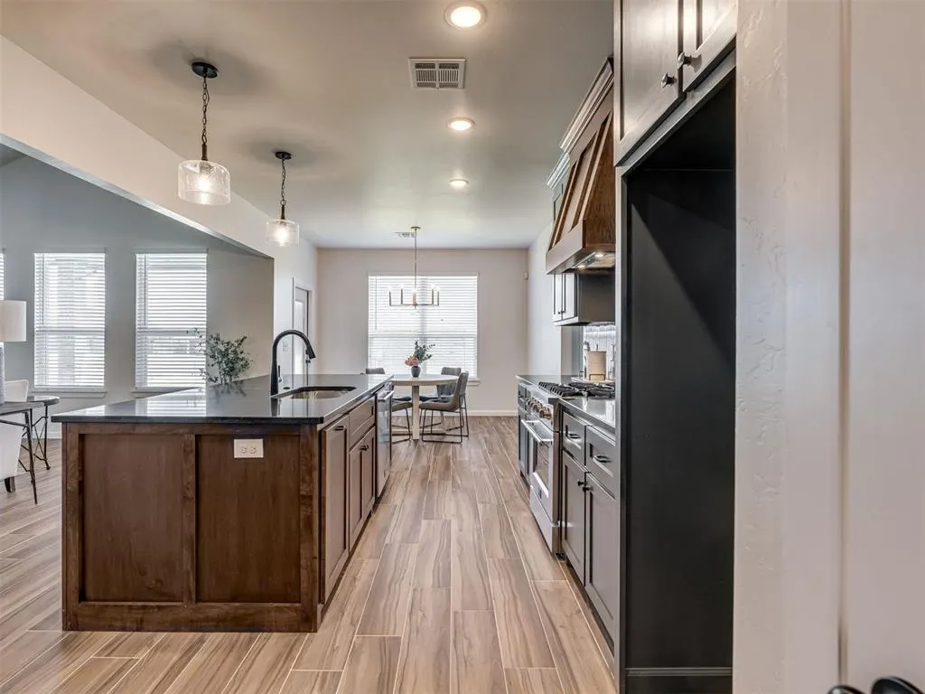 Photo 13 — 4900 Vine Cliff Road, Mustang, OK 73064