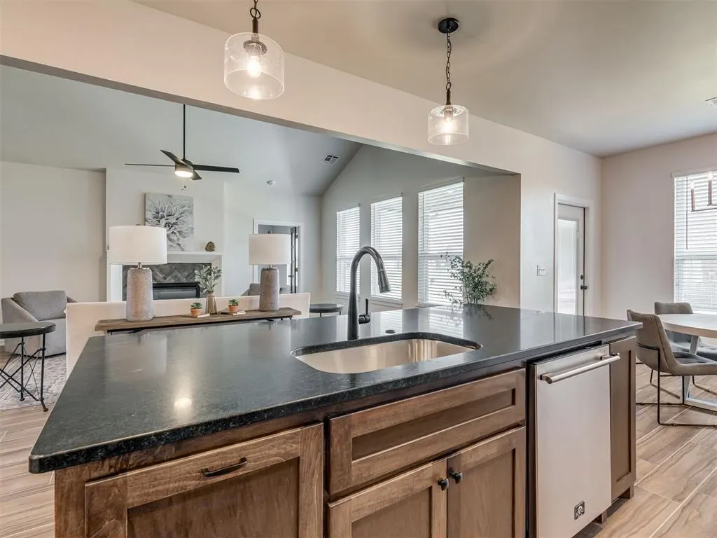 Photo 12 — 4900 Vine Cliff Road, Mustang, OK 73064