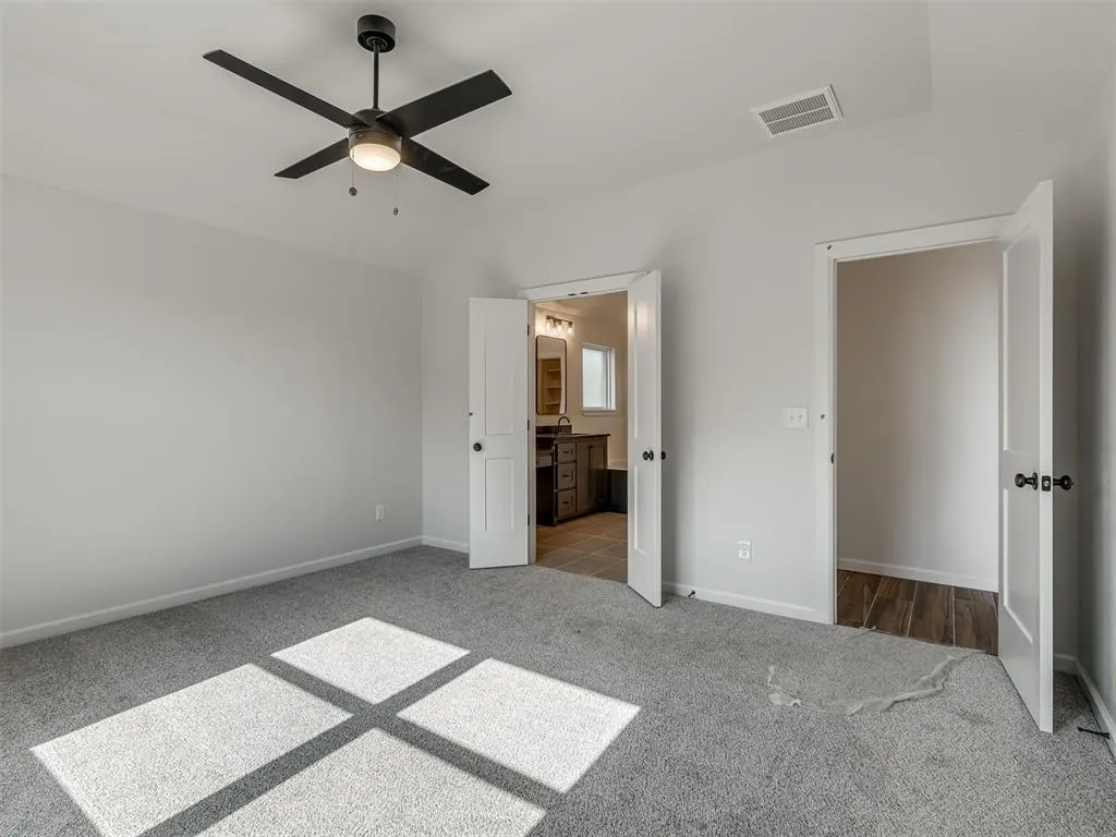 Photo 18 — 4900 Vine Cliff Road, Mustang, OK 73064