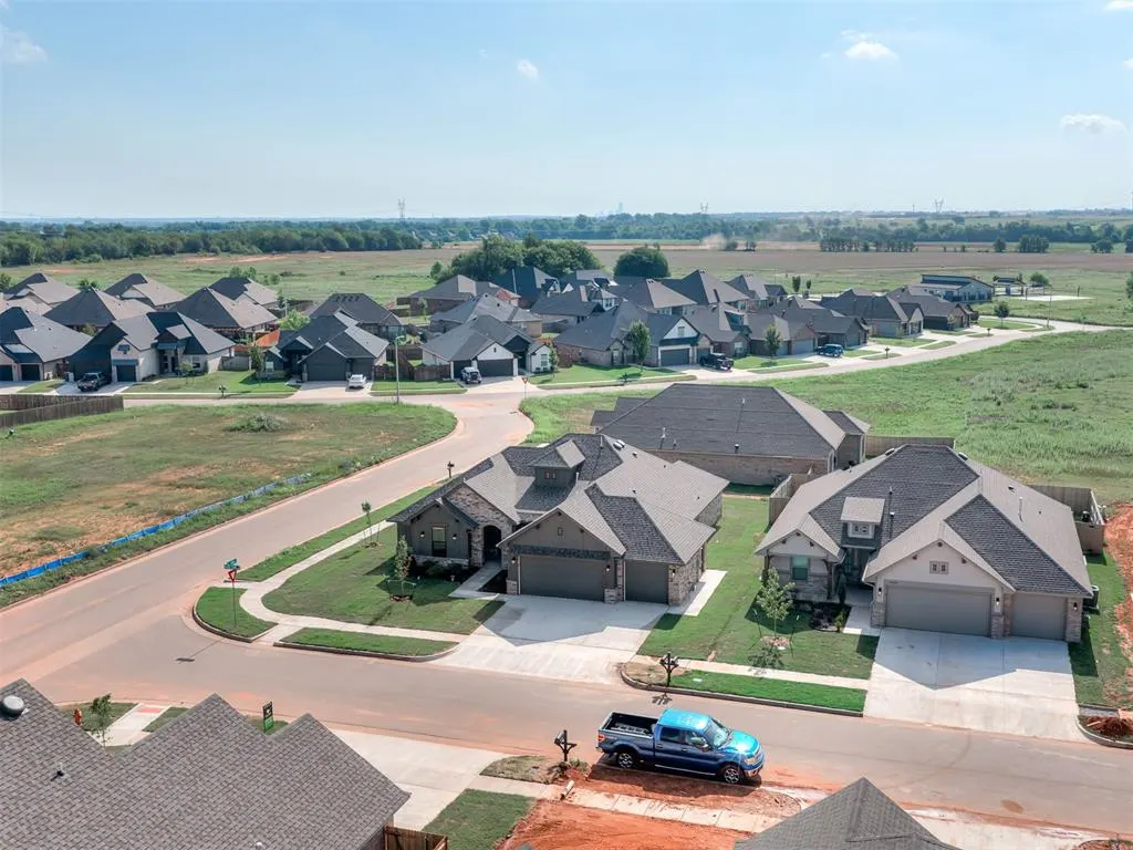 Photo 33 — 4900 Vine Cliff Road, Mustang, OK 73064