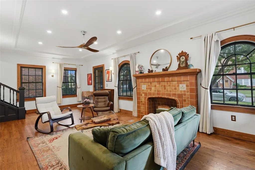 Photo 9 — 706 NE 19th Street, Oklahoma City, OK 73105
