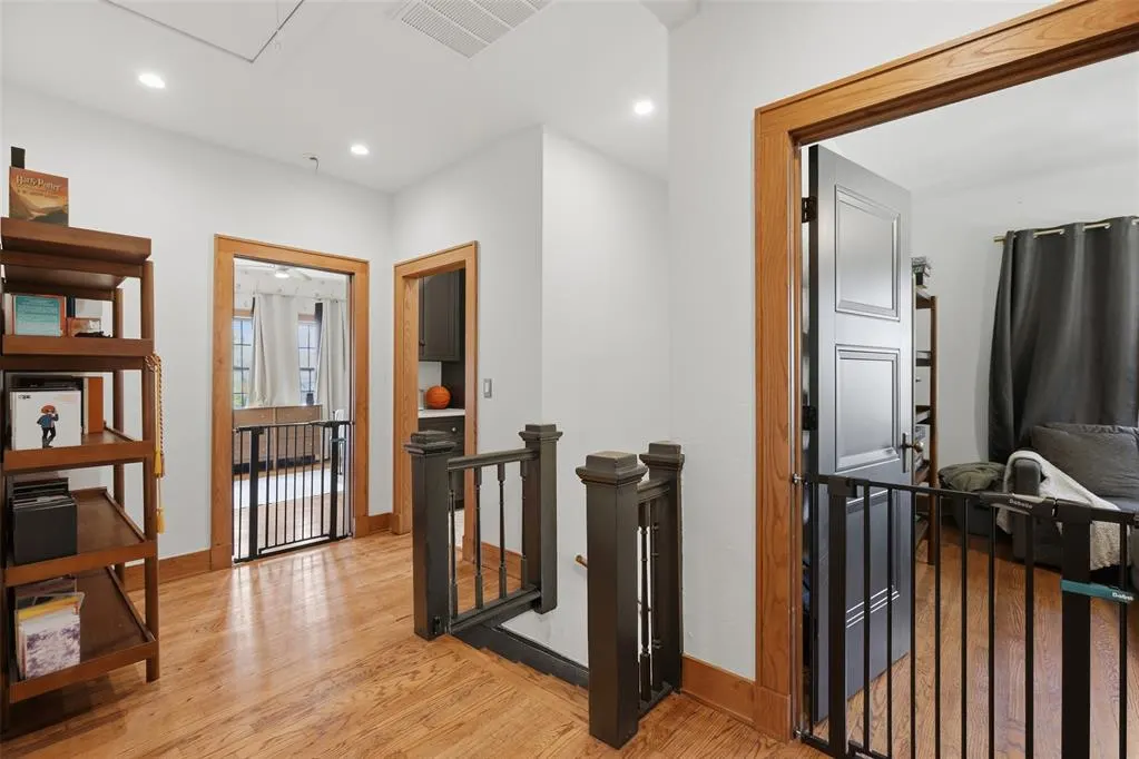 Photo 19 — 706 NE 19th Street, Oklahoma City, OK 73105