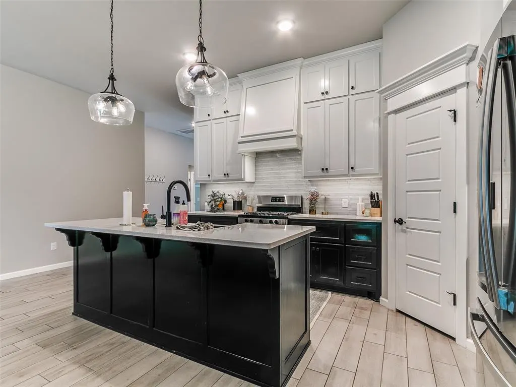 Photo 7 — 3912 Palmetto Trail, Oklahoma City, OK 73179
