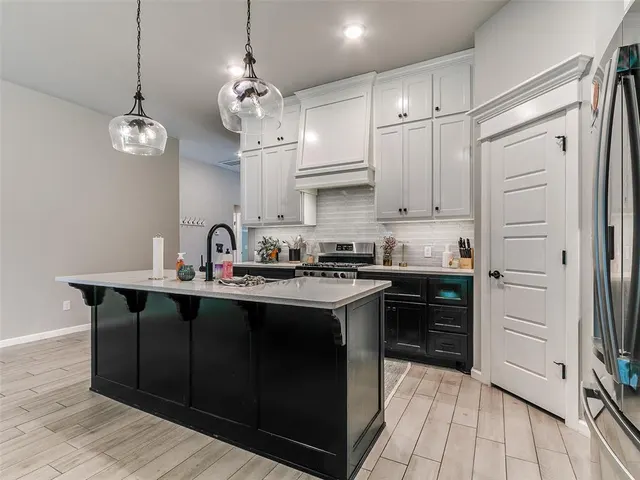 Photo 7 — 3912 Palmetto Trail, Oklahoma City, OK 73179