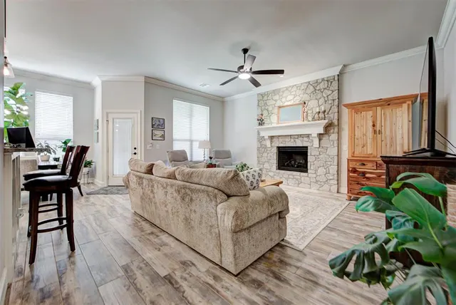 Photo 6 — 8000 Lillas Way, Yukon, OK 73099