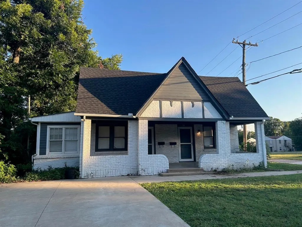 Front exterior — 726 NW 25th Street, Oklahoma City, OK 73103