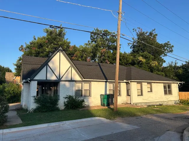 Photo 3 — 726 NW 25th Street, Oklahoma City, OK 73103
