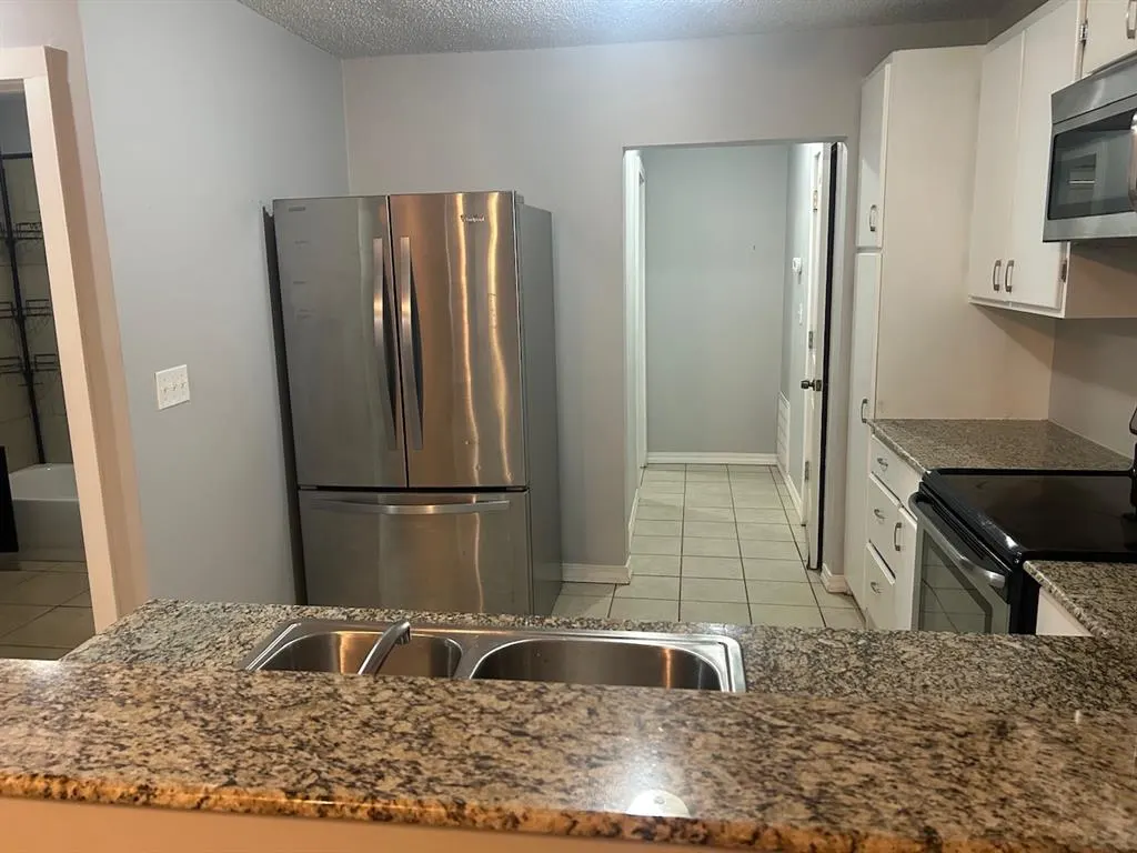 Photo 12 — 726 NW 25th Street, Oklahoma City, OK 73103