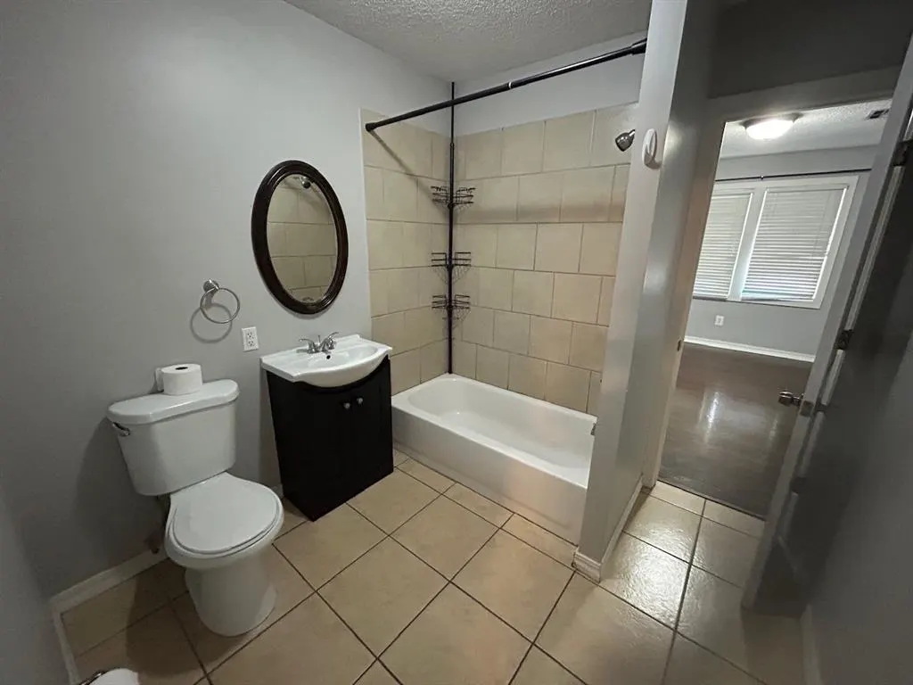 Photo 20 — 726 NW 25th Street, Oklahoma City, OK 73103