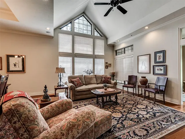 Photo 6 — 1032 Riviera Drive, Norman, OK 73072