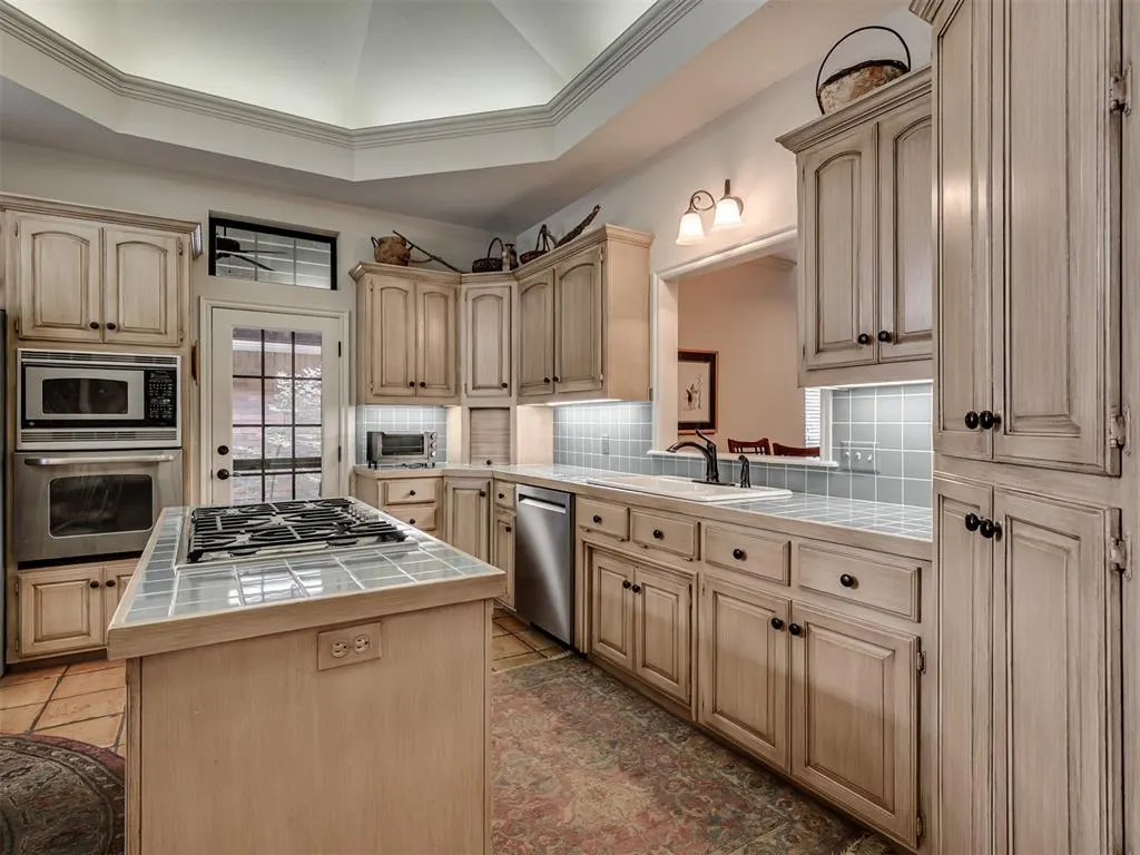 Photo 10 — 1032 Riviera Drive, Norman, OK 73072