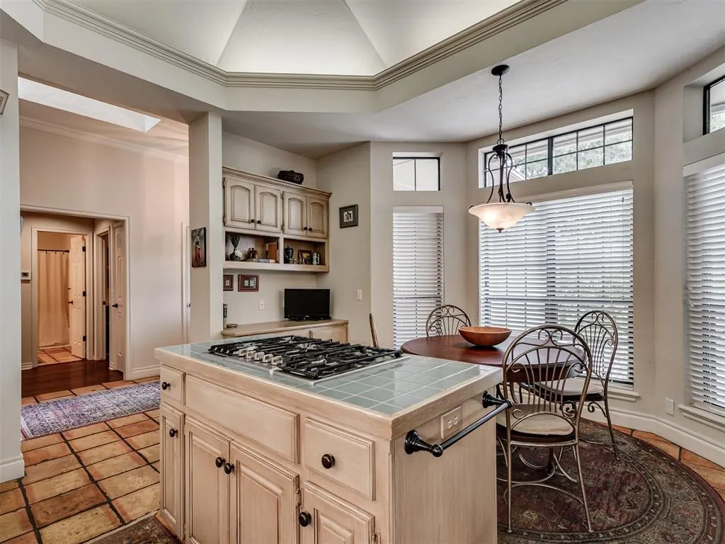 Photo 12 — 1032 Riviera Drive, Norman, OK 73072