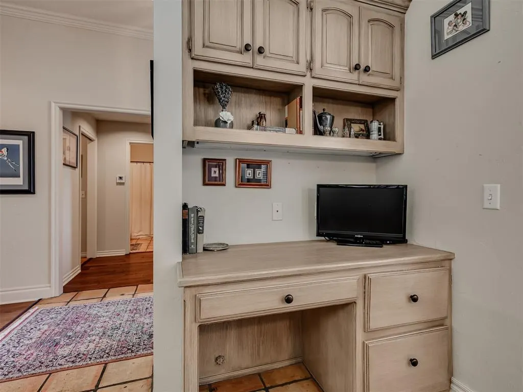 Photo 14 — 1032 Riviera Drive, Norman, OK 73072