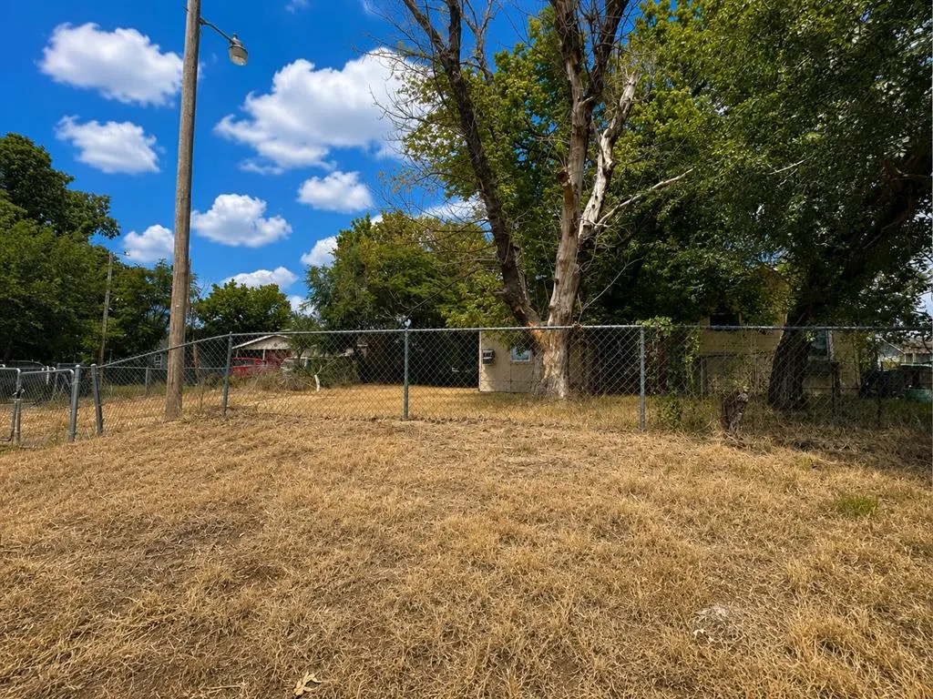 Photo 5 — 533 SE 13th Street, Oklahoma City, OK 73129