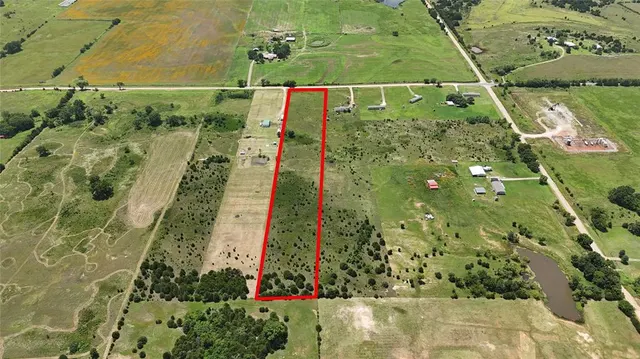 Photo 2 — 353162 E 0980 Road, Sparks, OK 74869