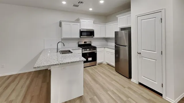 Photo 7 — 11513 University Drive, Oklahoma City, OK 73114