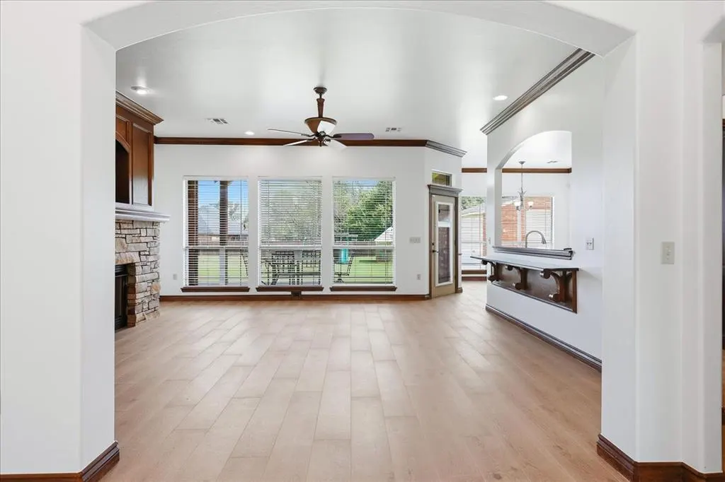 Photo 6 — 12917 SW 53rd Street, Mustang, OK 73064