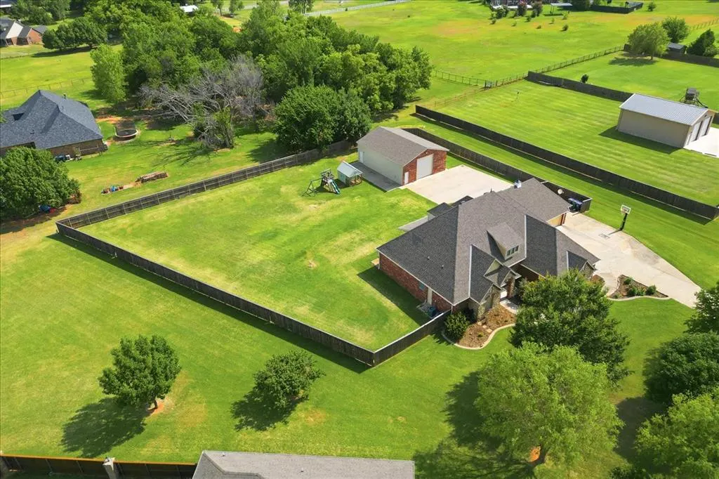 Photo 47 — 12917 SW 53rd Street, Mustang, OK 73064