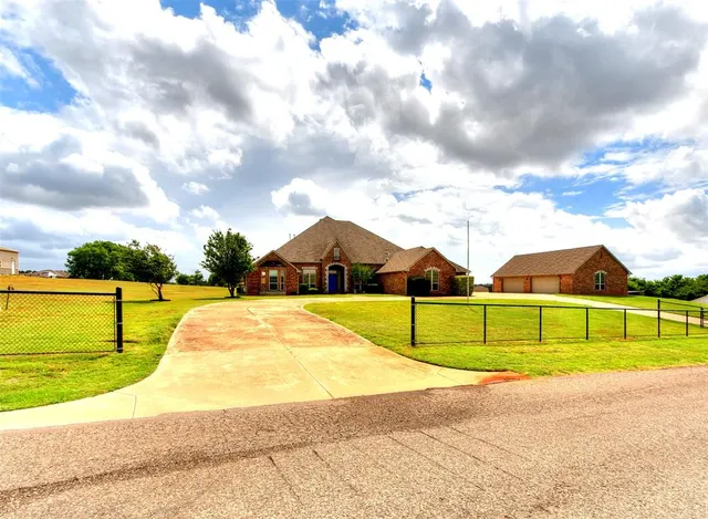 Photo 2 — 1137 County Street 2958 Street, Tuttle, OK 73089