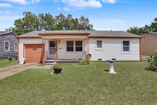 Sold home at 904 N York Street