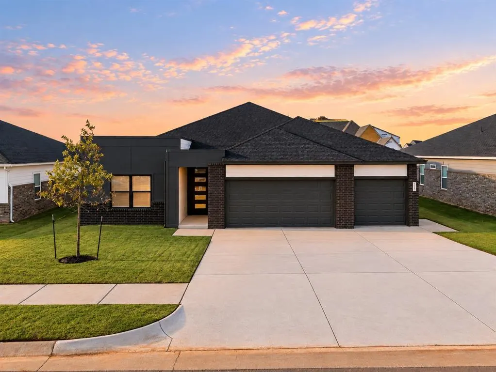 Photo 43 — 4209 NW 180th Street, Edmond, OK 73012
