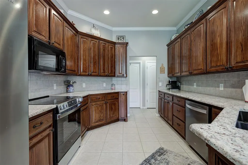 Photo 9 — 2113 Pine View Terrace, Edmond, OK 73003