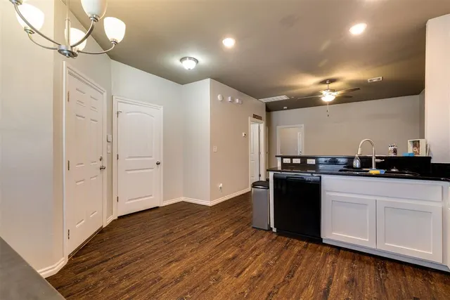 Photo 8 — 904 SW 91st Street, Oklahoma City, OK 73139