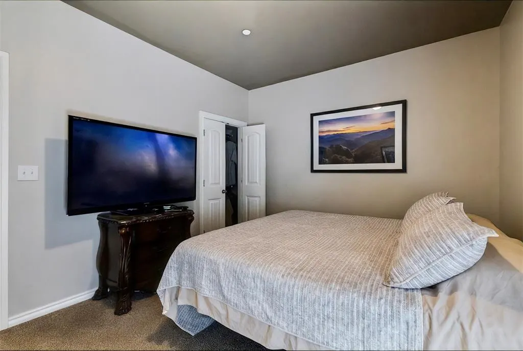 Photo 11 — 904 SW 91st Street, Oklahoma City, OK 73139