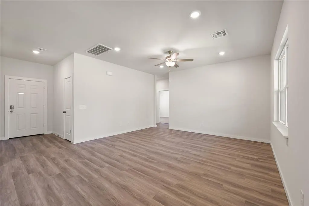 Photo 6 — 464 Cumberland Drive, Guthrie, OK 73044