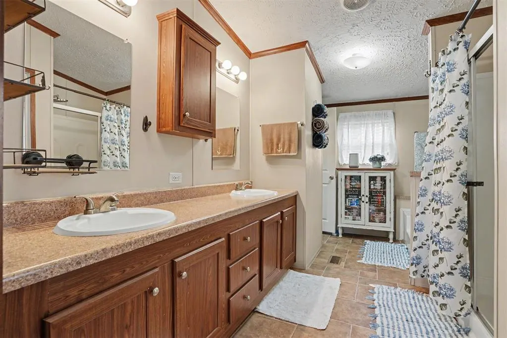 Photo 21 — 10716 N 2010 Road, Elk City, OK 73644