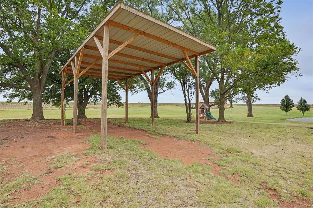 Photo 42 — 10716 N 2010 Road, Elk City, OK 73644