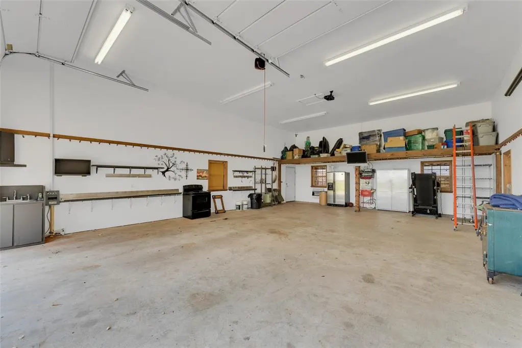 Photo 38 — 10716 N 2010 Road, Elk City, OK 73644