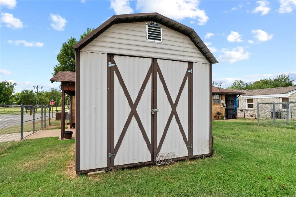 Photo 22 — 729 S Reno Avenue, El Reno, OK 73036