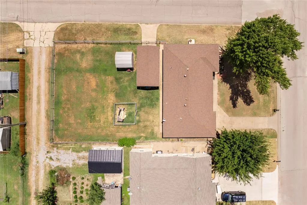 Photo 27 — 729 S Reno Avenue, El Reno, OK 73036