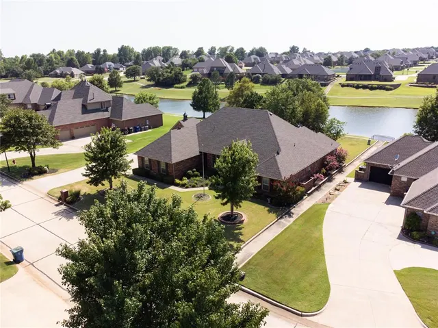Photo 2 — 2555 Cross Cut Lane, Choctaw, OK 73020