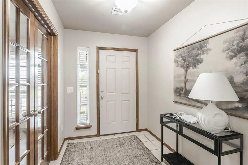 Photo 3 — 2913 SW 102nd Street, Oklahoma City, OK 73159