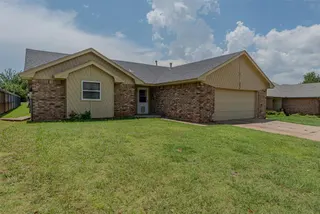 Sold home at 521 Gray Fox Run