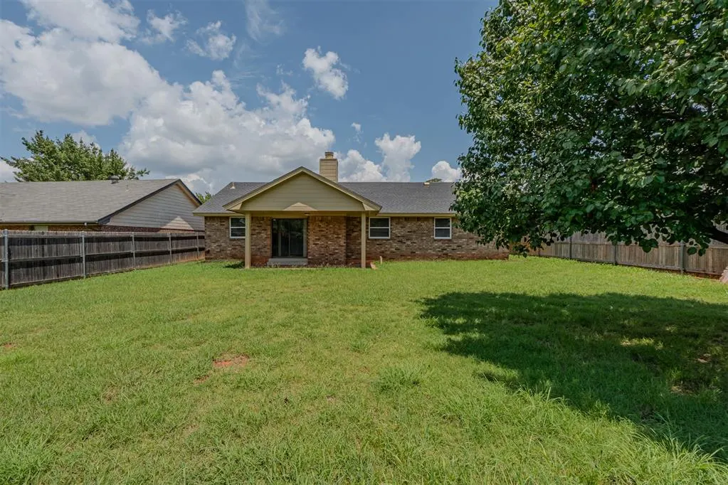 Photo 25 — 521 Gray Fox Run, Edmond, OK 73003