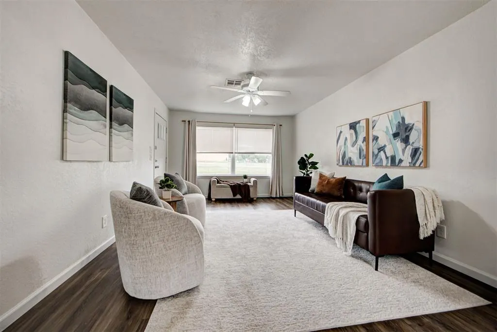 Photo 4 — 1823 Sheffield Road, Oklahoma City, OK 73120