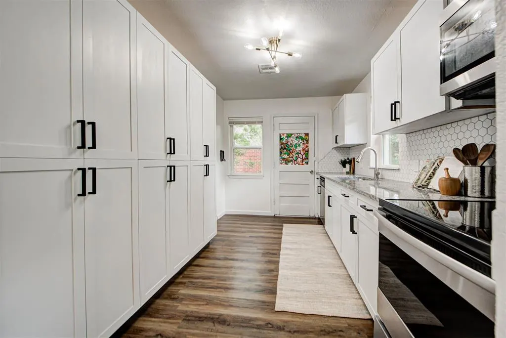 Photo 7 — 1823 Sheffield Road, Oklahoma City, OK 73120