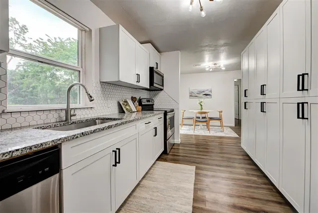 Photo 8 — 1823 Sheffield Road, Oklahoma City, OK 73120