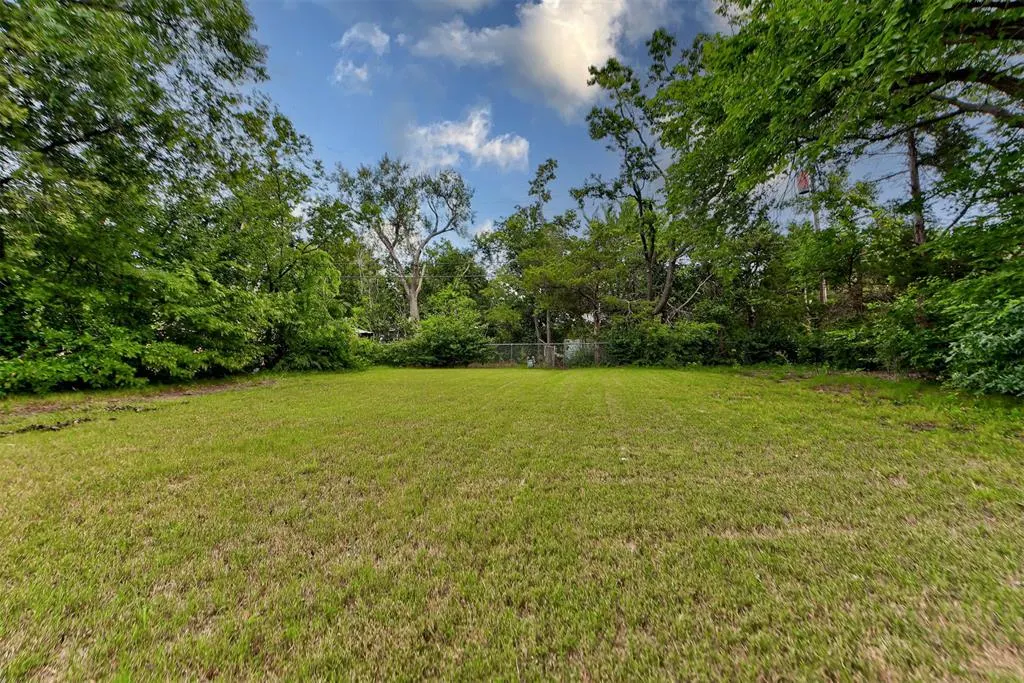 Photo 16 — 1823 Sheffield Road, Oklahoma City, OK 73120