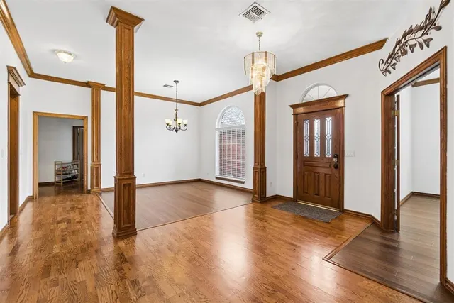 Photo 3 — 2413 Villa Lante Circle, Oklahoma City, OK 73170