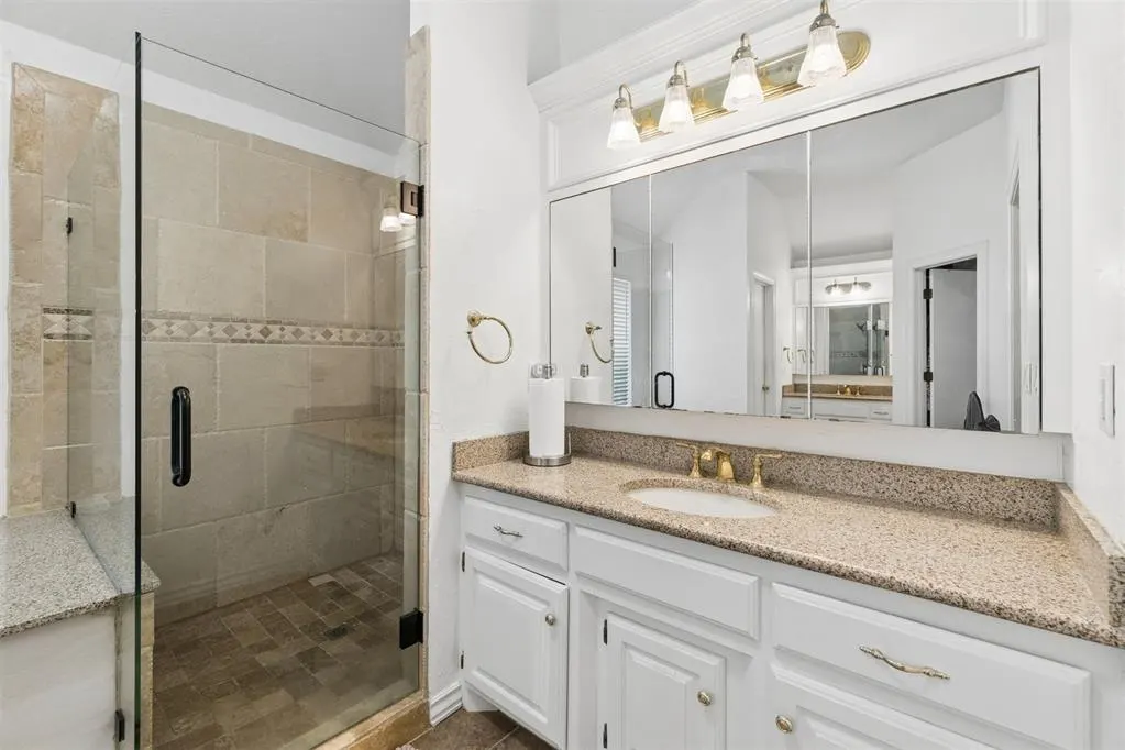 Photo 18 — 2413 Villa Lante Circle, Oklahoma City, OK 73170