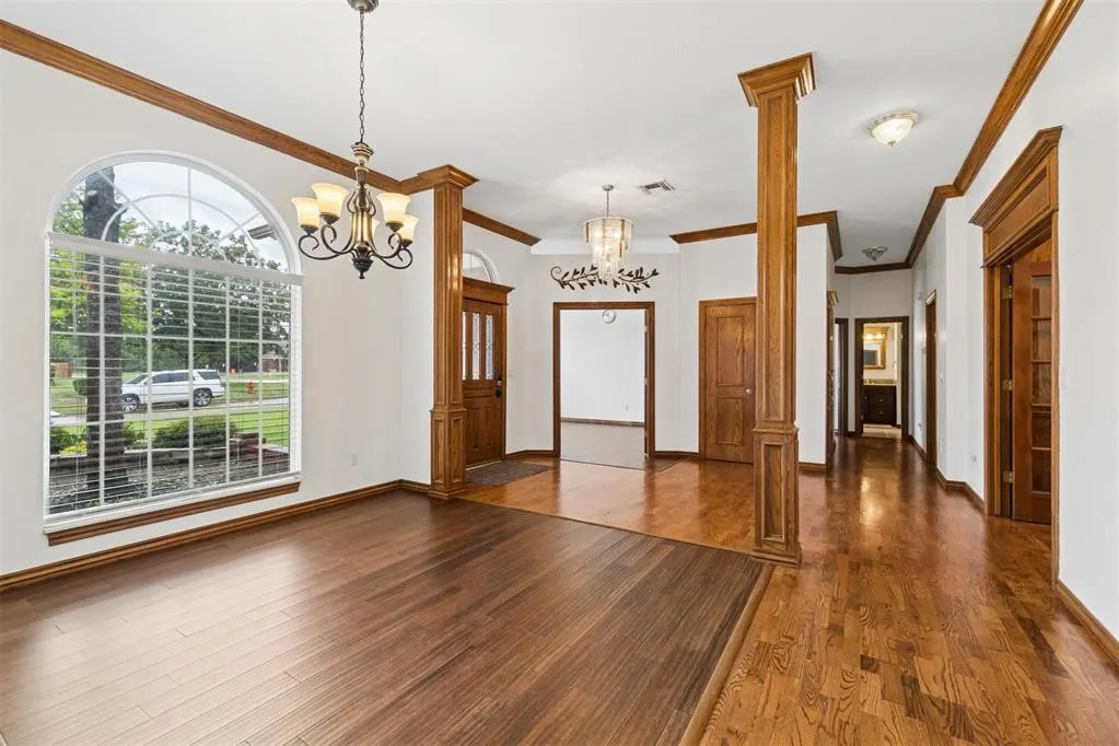 Photo 33 — 2413 Villa Lante Circle, Oklahoma City, OK 73170